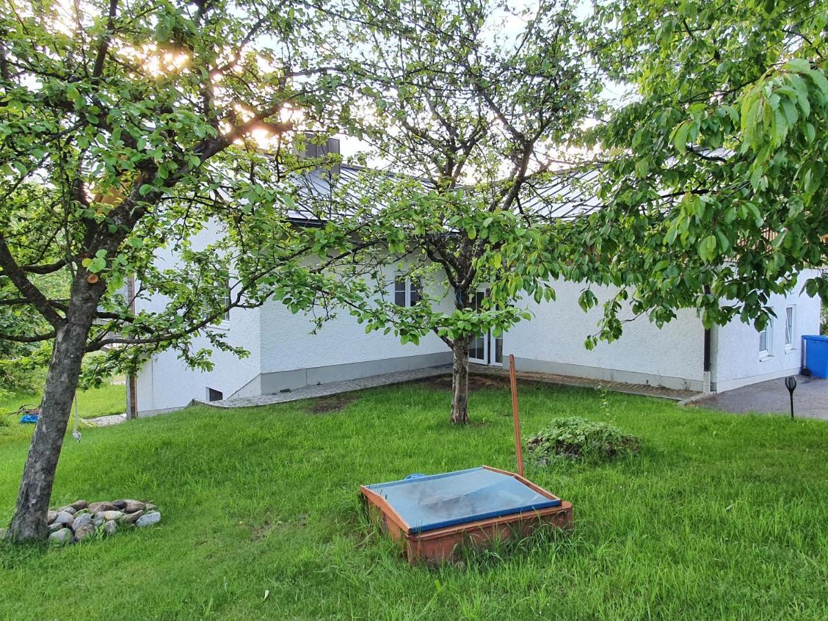 Haus Bergblick Apartment Маут Екстериор снимка